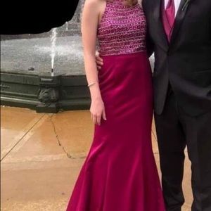 Val stefani prom dress